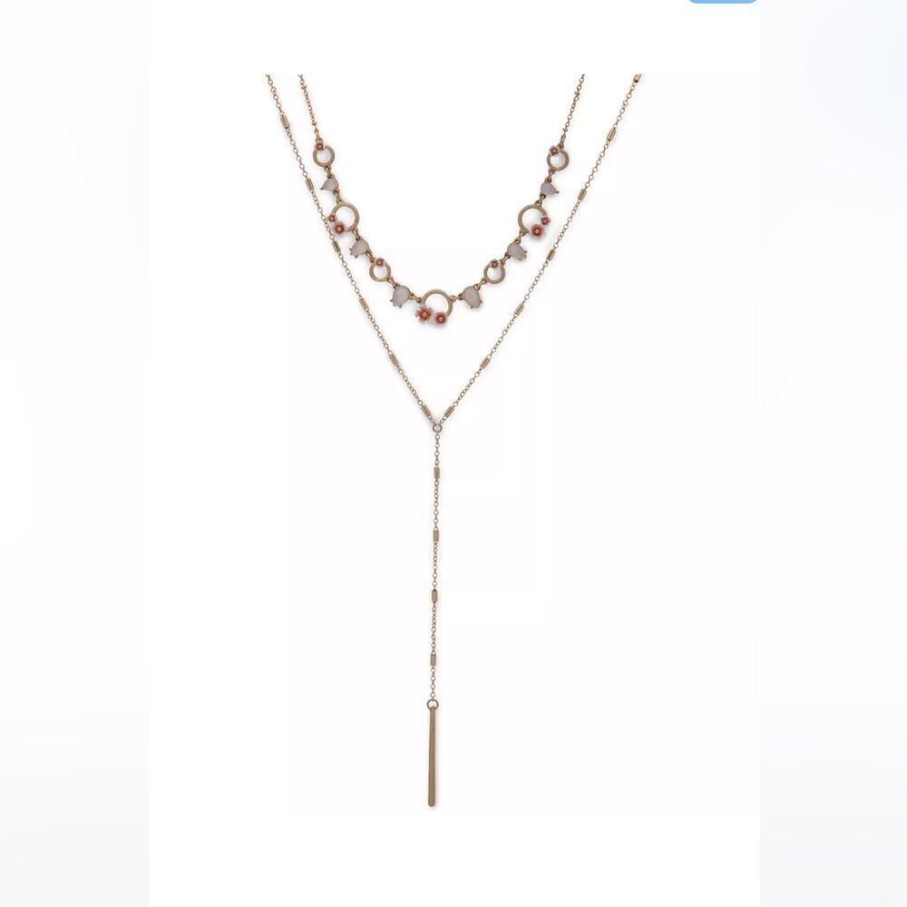 NWT LONNA & LILLY
Gold-Tone Flower Lariat Necklace, 18" + 3" extender